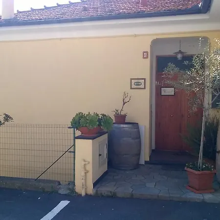 Alloggio per agriturismo Ca' De Pippu *