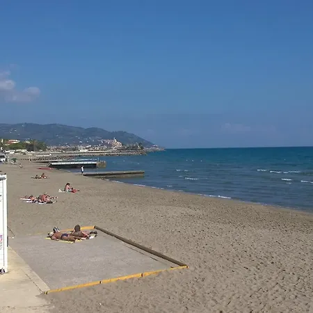 Ca' De Pippu בית חווה דיאנו קסטלו